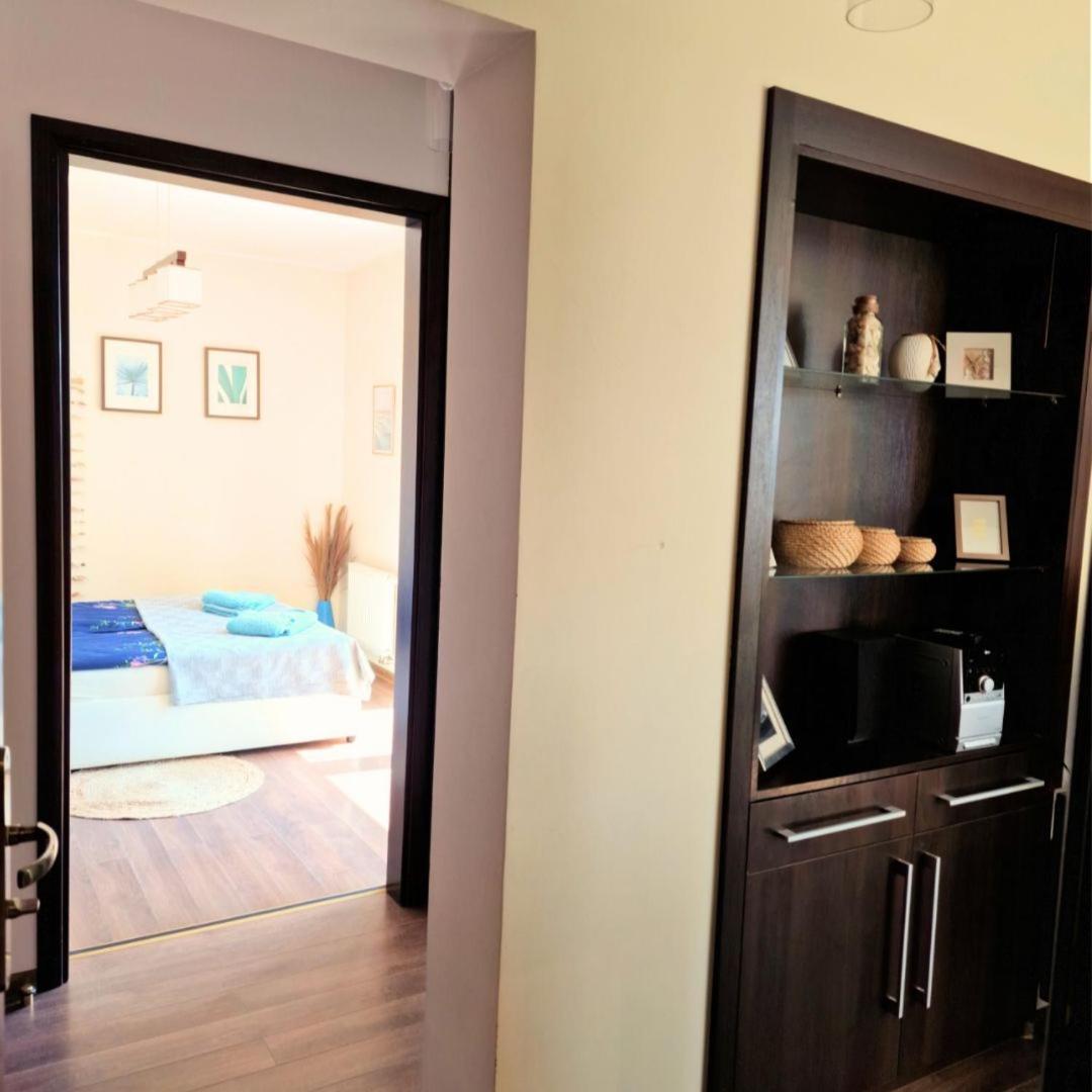 Lisi Jar Apartment